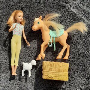 Barbie Sweet Orchard Farm Chelsea Doll Pony Bale & Lamb